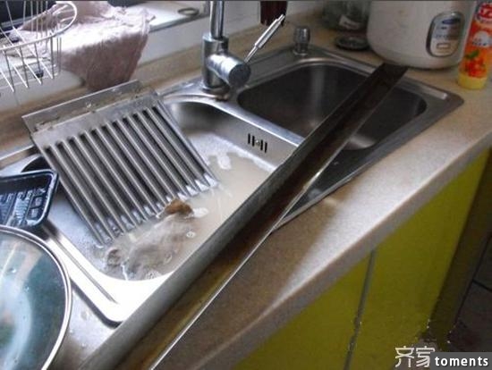 保洁阿姨才不會告訴你的廚房清潔“偏方” 有了它你都不用花錢了