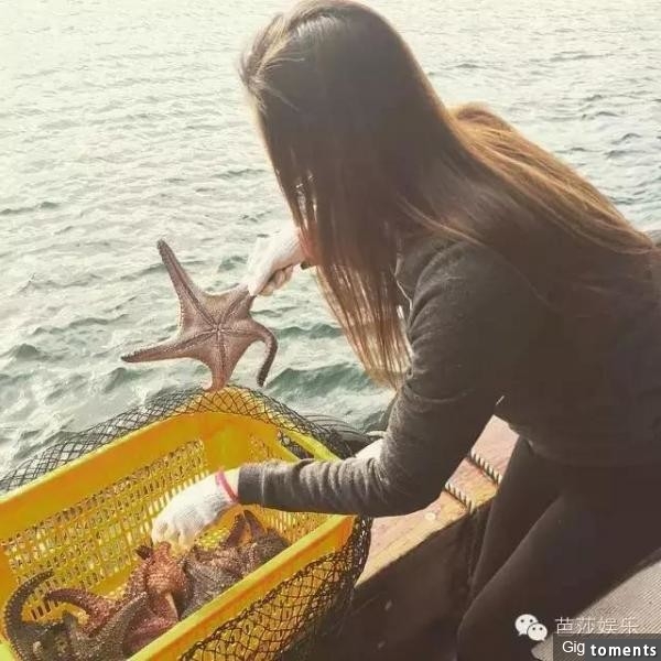 她15歲就被富商追，短短幾年就嫁入豪門，如今32歲的她已經跟英國皇妃過一樣的生活了！