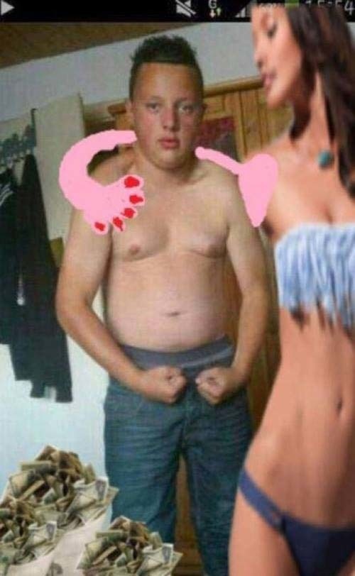This legit Photoshop job.