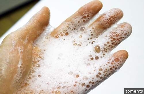 TONYMOLY《血袋沐浴乳》重點還是RH陰性血型XD TONYMOLY《血袋沐浴乳》重點還是RH陰性血型XD