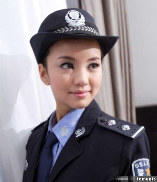 中国女警解衬衫-08