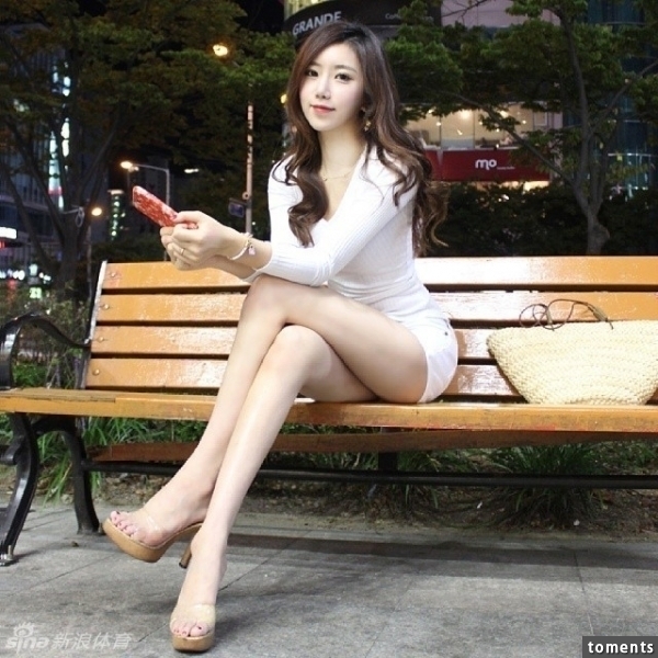 韓國健身美女教練完美身材爆紅！銷魂的S級身材曲線，由於緊身衣褲太緊呼之欲出，他的教學影片竟然被官方禁播！