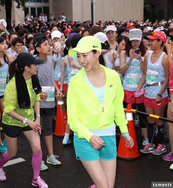 張鈞甯：美顏、博學、奔跑、跳飛機~她是女版007