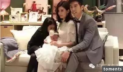 她45歲沒身材沒顏值，憑什麼離婚帶娃嫁給了小15歲男友！