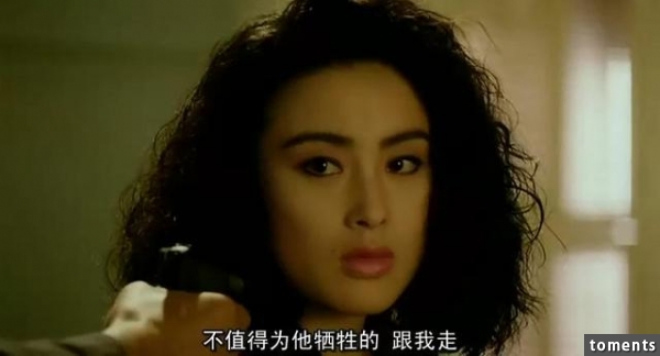 她是最性感的“星女郎”，大哥背後的女人，卻背負小三罪名至今