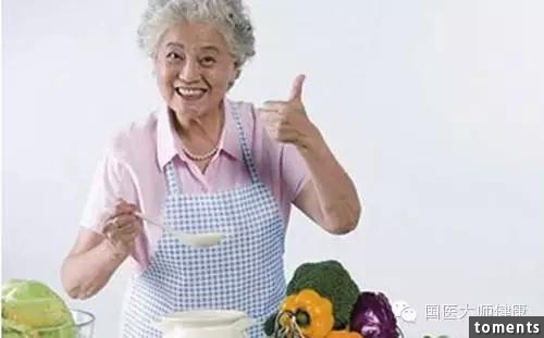名中醫研發“心血管藥粥”，堅持一個冬天，心血管很通暢！