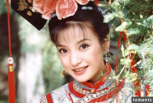 “還珠三姐妹”：一個嫁給億萬富豪，一個有型男寵愛，她卻成剩女