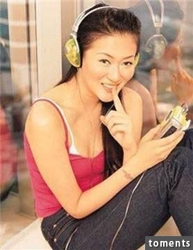 她17歲失身...孩子才半歲就自殺身亡，如今她「兒子」長大了！模樣超帥．．跟娛樂圈「某人」超像．．