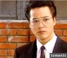 他曾是台灣第一小生八次跪地求婚，中年白頭，如今是身價百億商人