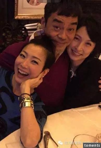 劉青雲結婚17年沒有生孩子，面對記者他說了一句讓老婆落淚的話