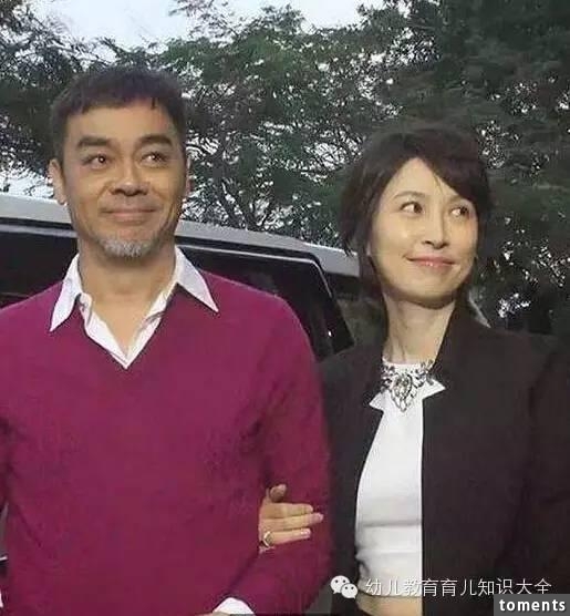 劉青雲結婚17年沒有生孩子，面對記者他說了一句讓老婆落淚的話