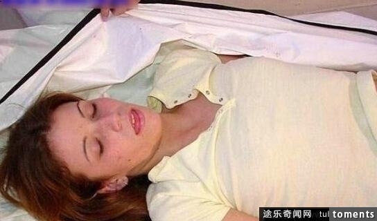 不可思議!女屍解剖時竟然復活
