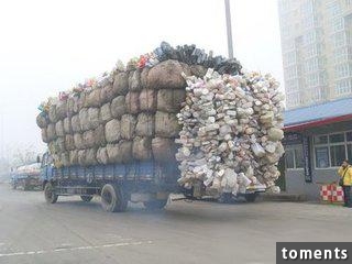 驚呆了！ 讓交警嚇到吐血的奇葩超載