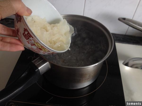 這一碗「去斑瘦身湯」…老媽喝完斑淡了，女兒喝半月掉12斤肥肉！女人每月喝一次消腫減肥抗衰老！