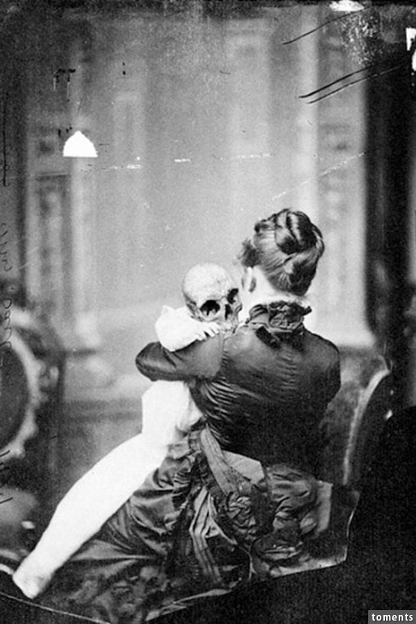 A photo from the Victorian era (no surprise there).