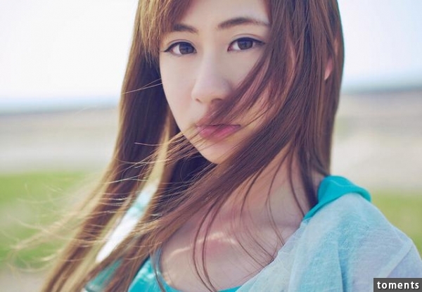 交往六年他多次出軌她都原諒，後來她嫁給了別人他卻哭慘了！