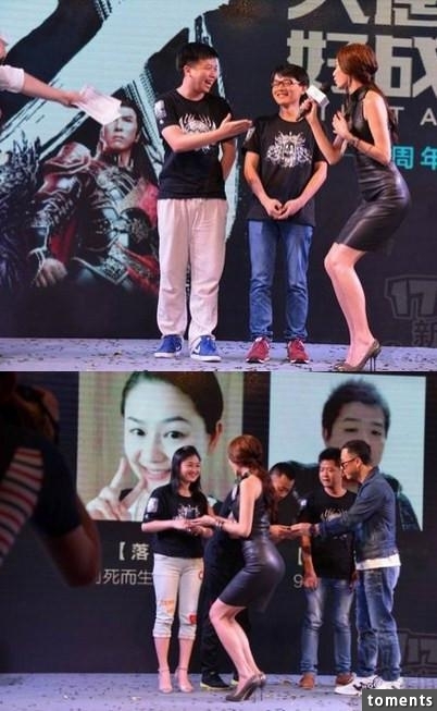 為什麼這位美胸女明星跟人合照都蹲下身體？得知真相後敬佩不已