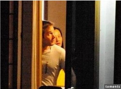 她是北京小妞，苦情女王，頭婚兩年睡不到五次，再婚嫁外國猛男