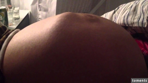 24歲女孩懷孕四個月，肚子卻有十個月大！ 多出來的竟然是…太可怕了！ ！