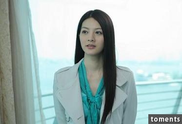 她出身貧寒家有弱智弟弟,以性感美艷聞名,當紅卻慘遭富二代迷姦