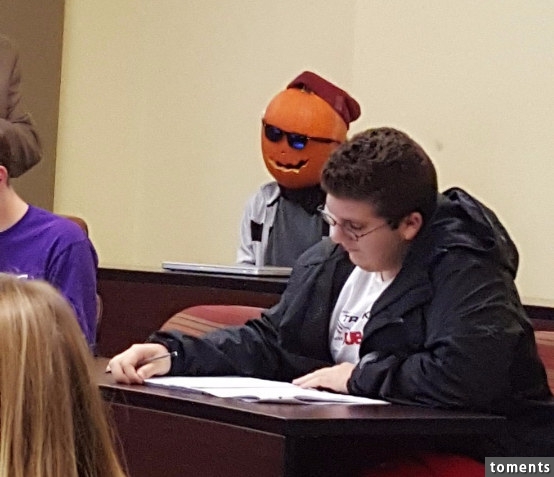 This bro-o-lantern: