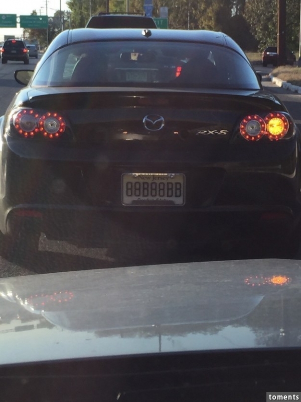 This bro trolling the po-po: