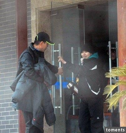 林子祥葉倩文袁詠儀張智霖 揭貌合神離明星夫妻