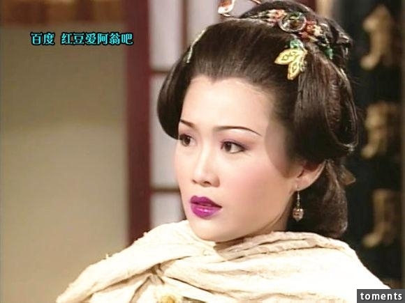 她曾是古裝女神，被古天樂和陳小春“追”，如今46歲素顏認不出