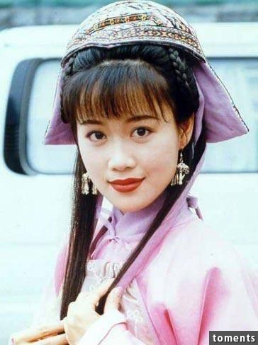 她曾是古裝女神，被古天樂和陳小春「追」，如今46歲素顏認不出