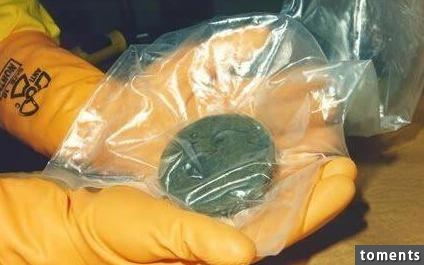 世界上最毒的東西不是鶴頂紅斷腸草，0.1克即可毒死一千億人！