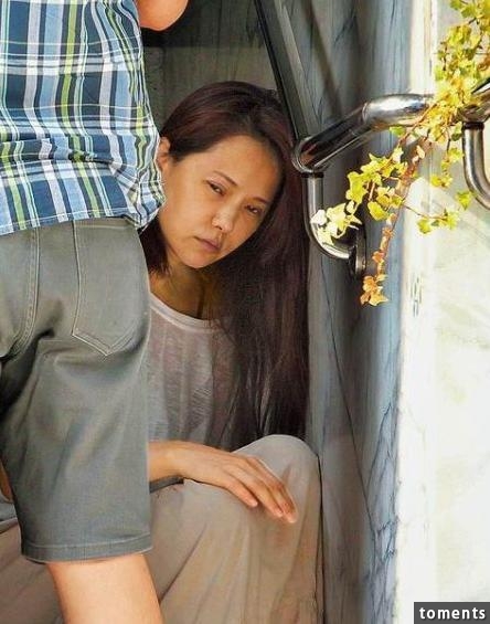 十八歲定情，四十歲離婚，四十五歲的她再次為愛犧牲成高齡產婦