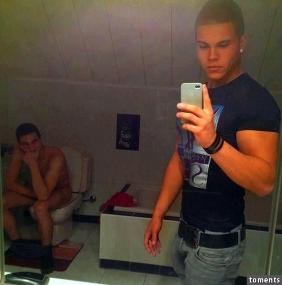 What is the connection between taking selfies and pooping?