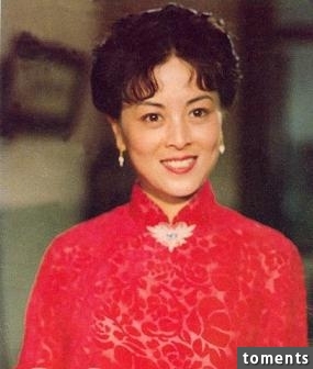 她貌美如花曾紅極一時,卻不幸歷經三次婚姻,遭家暴出軌事業暗淡