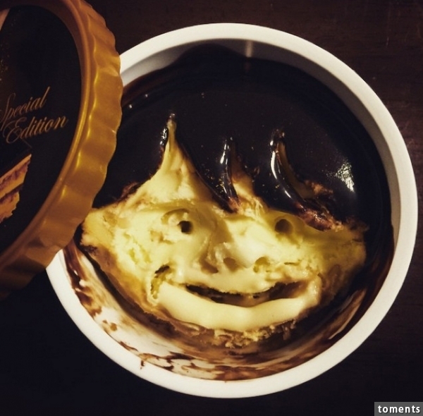 This is probably the artist's most lifelike ice cream creation.