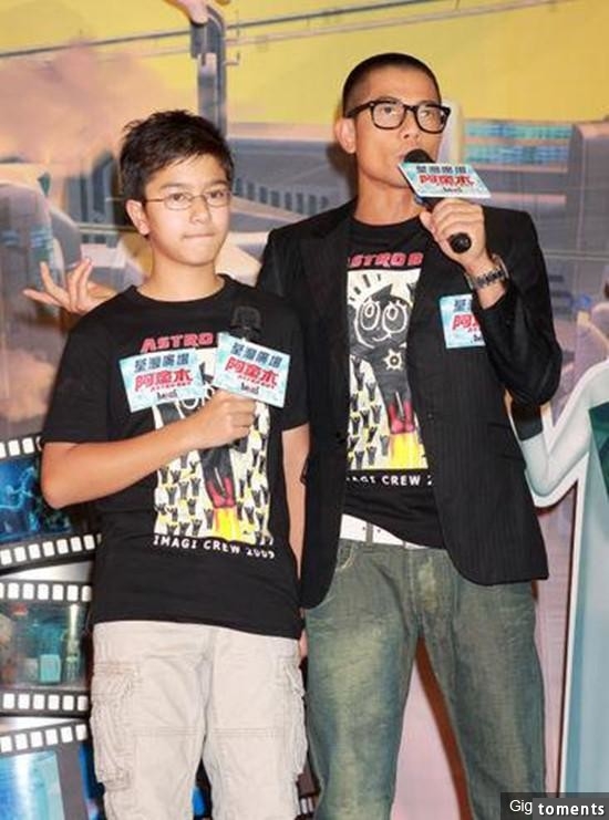他是最帥星二代，被郭富城寵愛，9歲拿金馬獎，18歲卻不幸喪母