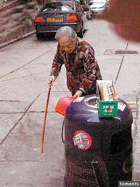 揭明星家人落魄處境:陳奕迅外婆拾荒三餐吃皮蛋