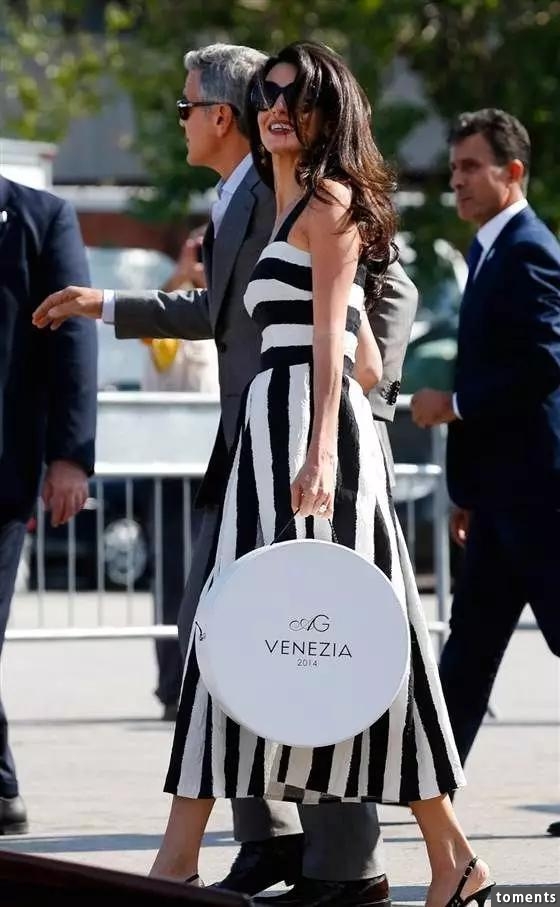 36岁的她娶了史上最帅钻石王老五，还让男神觉得是他高攀