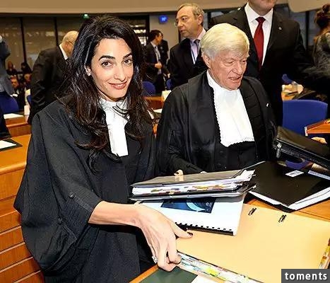 36岁的她娶了史上最帅钻石王老五，还让男神觉得是他高攀