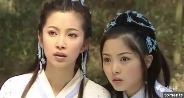 她曾紅極一時，美艷不輸李冰冰，如今事業發展不順變成了爆乳女星