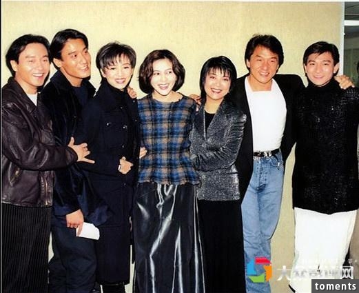 她曾和張艾嘉搶男人兩度離婚生女後與同性愛人愛得坦蕩