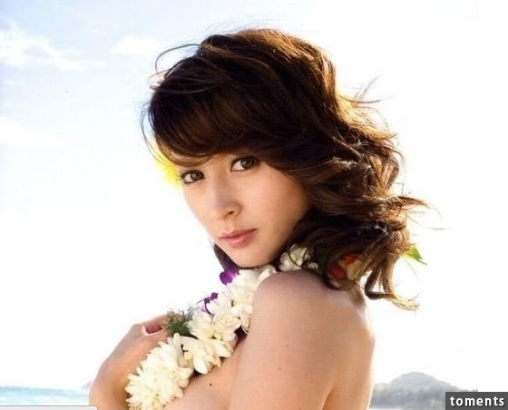 他曾經是日本最火紅的混血女神，沒想到意外懷孕結婚生子…讓人傻眼的是，離婚後才28歲的她已經劣化成這樣子…
