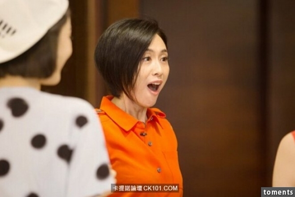 她是周星馳一生忘不了的人 因捉姦事件而分手 最後卻被騙去拍三級片!