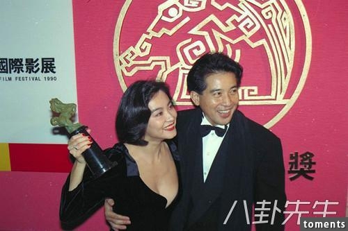 他是金馬影帝，後拋妻棄子，給林青霞下跪，單身二十年至今