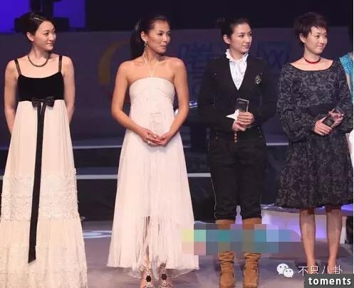 一次劈腿兩次流產男友被砍與謝娜情淡,李小冉身材和人生都有料!